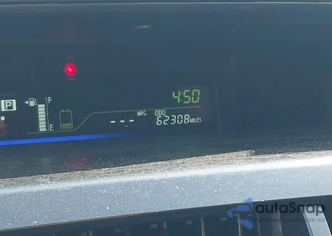 2017 Toyota Prius V Two z USA, uszkodzony, nr VIN JTDZN3EU2HJ070756